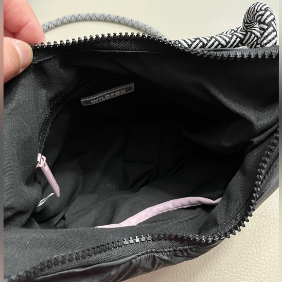NWT - Wildfox Women’s 2 in 1 Crossbody/Shoulder Bag - Picture 8 of 9